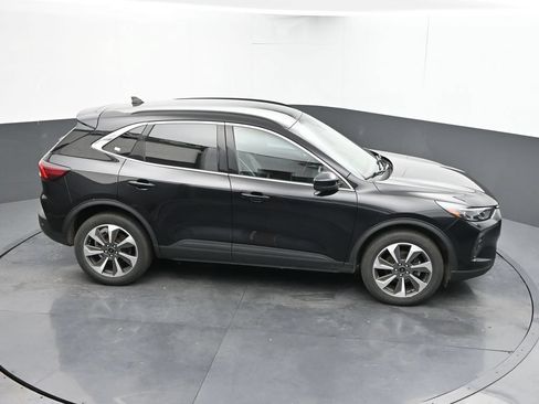 Used 2024 Ford Escape Platinum AWD/4WD image 40