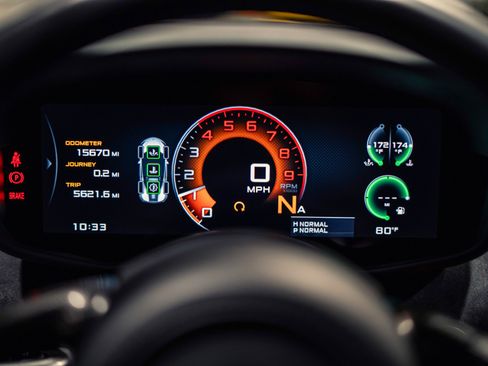 Used 2020 McLaren 600LT Spider RWD image 45