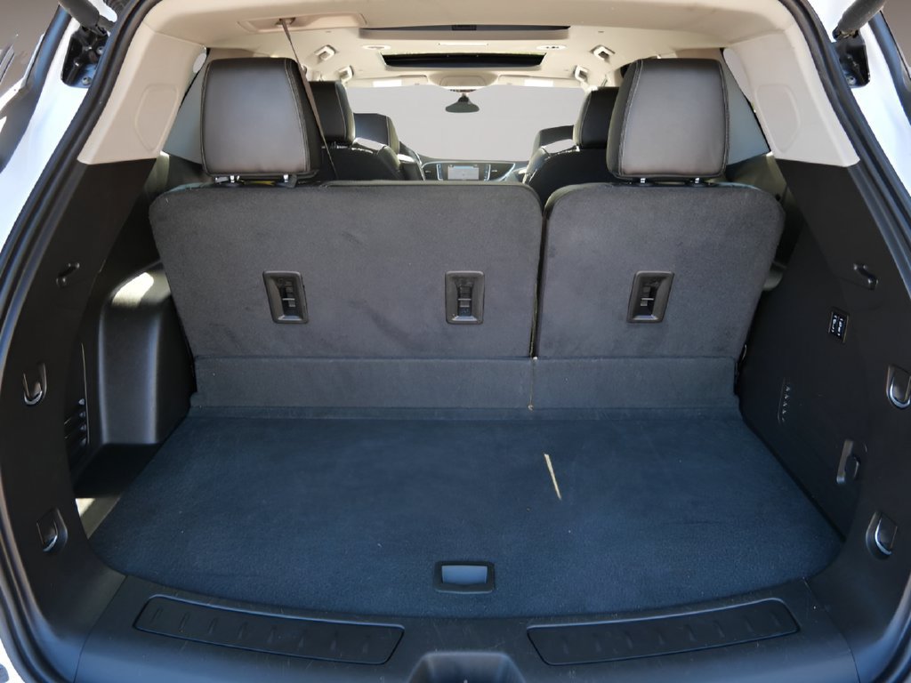 Used 2019 Buick Enclave Avenir w/ Avenir Technology Package AWD/4WD image 12