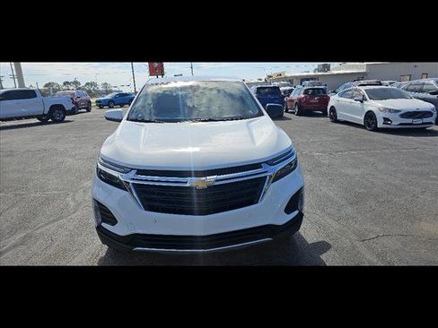 Used 2024 Chevrolet Equinox LT image 8