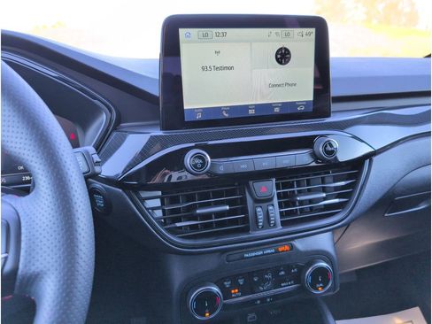Used 2025 Ford Escape ST-Line image 13