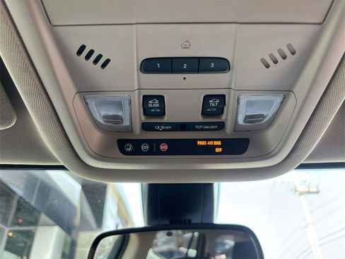 Used 2019 GMC Acadia Denali image 29