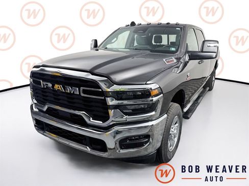 New 2026 RAM 2500 Tradesman AWD/4WD image 3