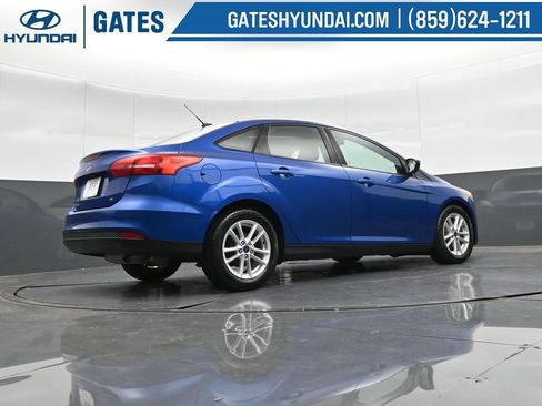 Used 2018 Ford Focus SE image 33