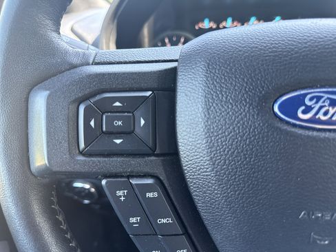 Used 2020 Ford F150 XLT w/ Equipment Group 302A Luxury AWD/4WD image 24