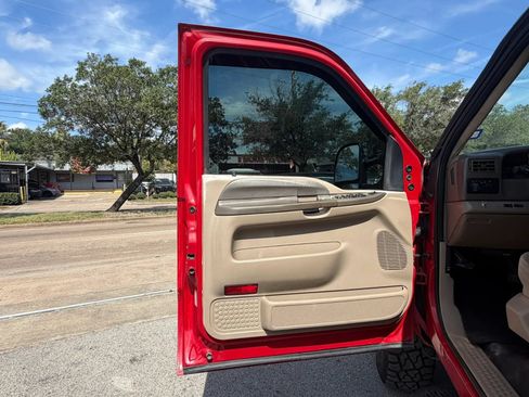 Used 2002 Ford F250 4x4 Crew Cab Super Duty image 6
