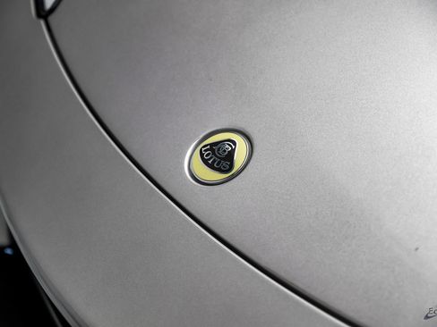 Used 2021 Lotus Evora image 28
