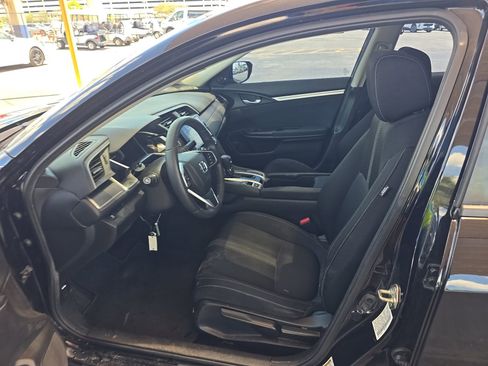 Used 2017 Honda Civic EX image 4