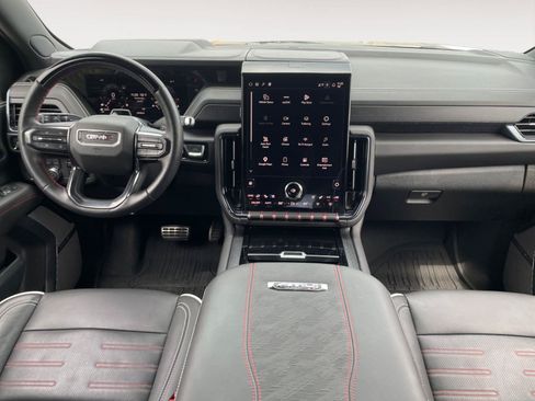 Used 2025 GMC Yukon AT4 Ultimate AWD/4WD image 10