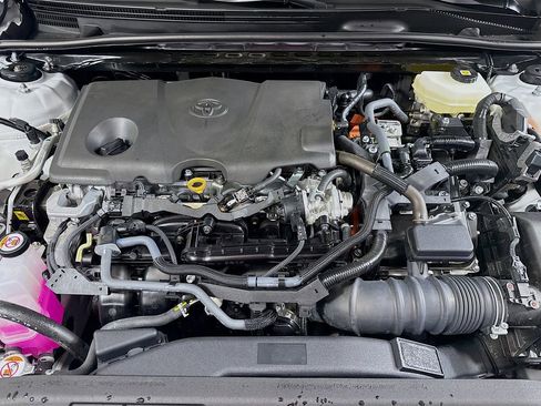 Used 2025 Toyota Camry LE FWD image 28