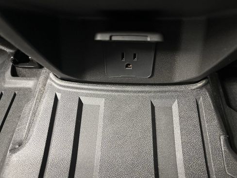 New 2026 GMC Canyon Elevation w/ Convenience Package RWD image 24
