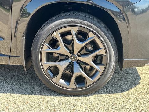 Used 2025 Lexus TX 500h AWD image 8