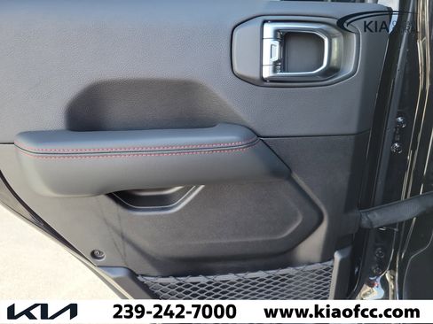 Used 2026 Jeep Wrangler Unlimited Rubicon 392 w/ Quick Order Package 27X Moab AWD/4WD image 17