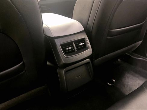 Used 2025 Chevrolet Equinox EV LT image 28