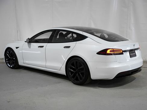 Used 2023 Tesla Model S AWD/4WD image 3