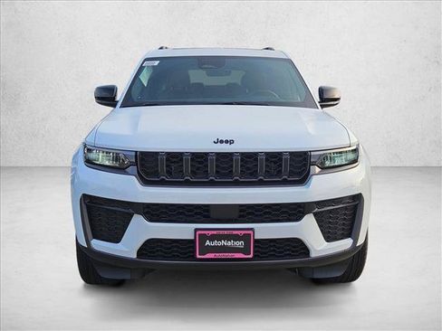 New 2026 Jeep Grand Cherokee L 4WD image 6