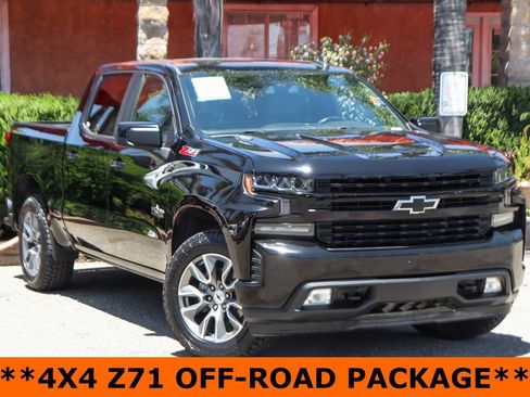 Used 2021 Chevrolet Silverado 1500 RST w/ Z71 Off-Road Package AWD/4WD image 2