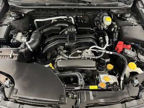 Used 2025 Subaru Outback Premium w/ Popular Package #1A image 11