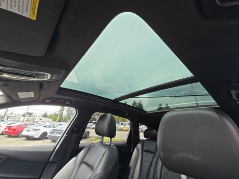 Used 2019 Audi Q7 3.0T Premium AWD/4WD image 21