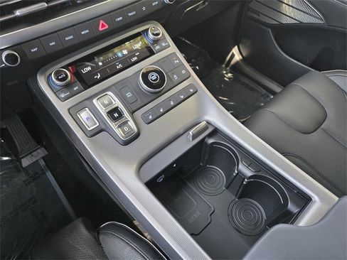 Used 2025 Hyundai Palisade Calligraphy image 13