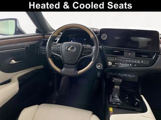 Used 2024 Lexus ES 300h Ultra Luxury w/ Accessory Package (Z1) FWD video 2