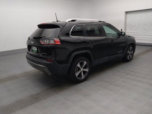 Used 2019 Jeep Cherokee Limited w/ Technology Group FWD image 10