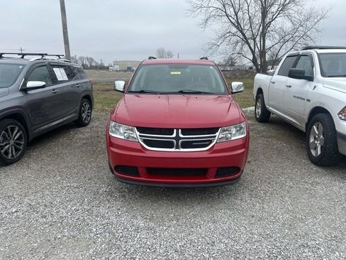 Used 2017 Dodge Journey SE w/ Flexible Seating Group image 3