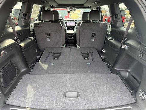 New 2026 Jeep Grand Cherokee L Limited w/ Limited Altitude Package RWD image 9