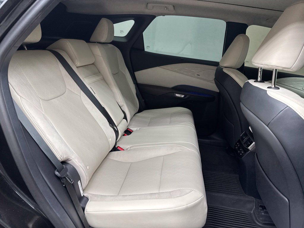 Used 2025 Lexus RX 350 w/ Convenience Package AWD/4WD image 16