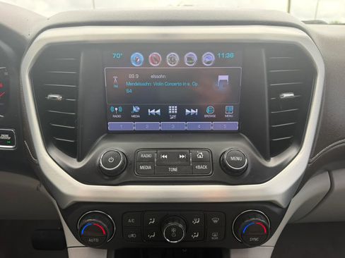 Used 2018 GMC Acadia SLT FWD image 20