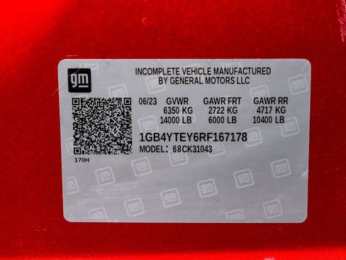 Used 2024 Chevrolet Silverado 3500 LT w/ Convenience Package image 55