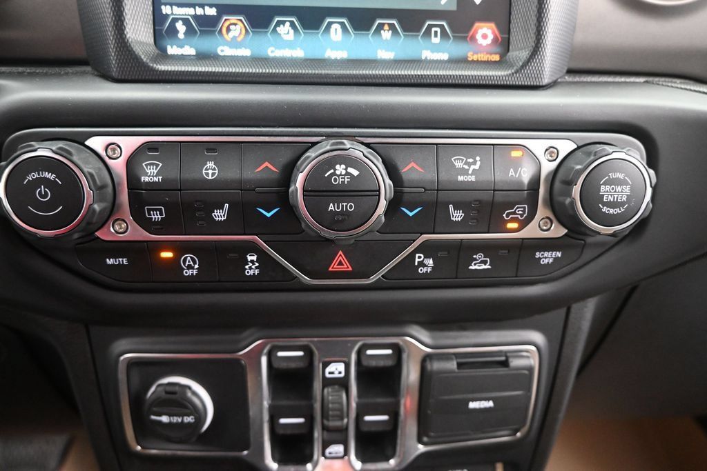 Used 2020 Jeep Gladiator Rubicon AWD/4WD image 28
