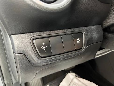 Used 2023 Kia Forte LXS FWD image 30