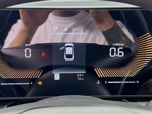 New 2025 Kia K4 LX image 12