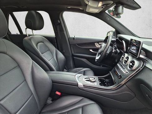 Used 2018 Mercedes-Benz GLC 300 image 16