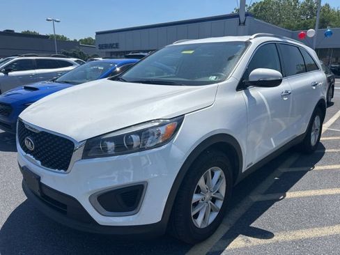 Used 2016 Kia Sorento AWD image 9