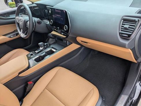 Used 2024 Lexus NX 250 FWD w/ Cold Area Package image 21