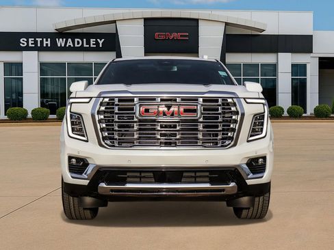 New 2026 GMC Yukon XL Denali w/ Sun & Power Step Package image 2