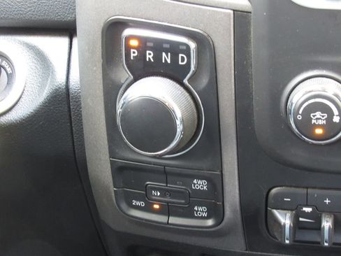 Used 2015 RAM 1500 Express AWD/4WD image 29