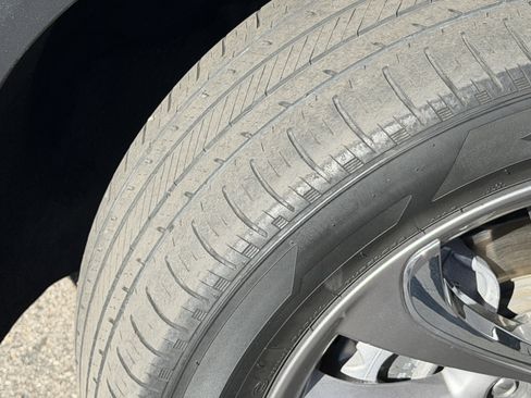 Used 2023 Buick Encore GX Essence w/ Experience Buick Package image 16