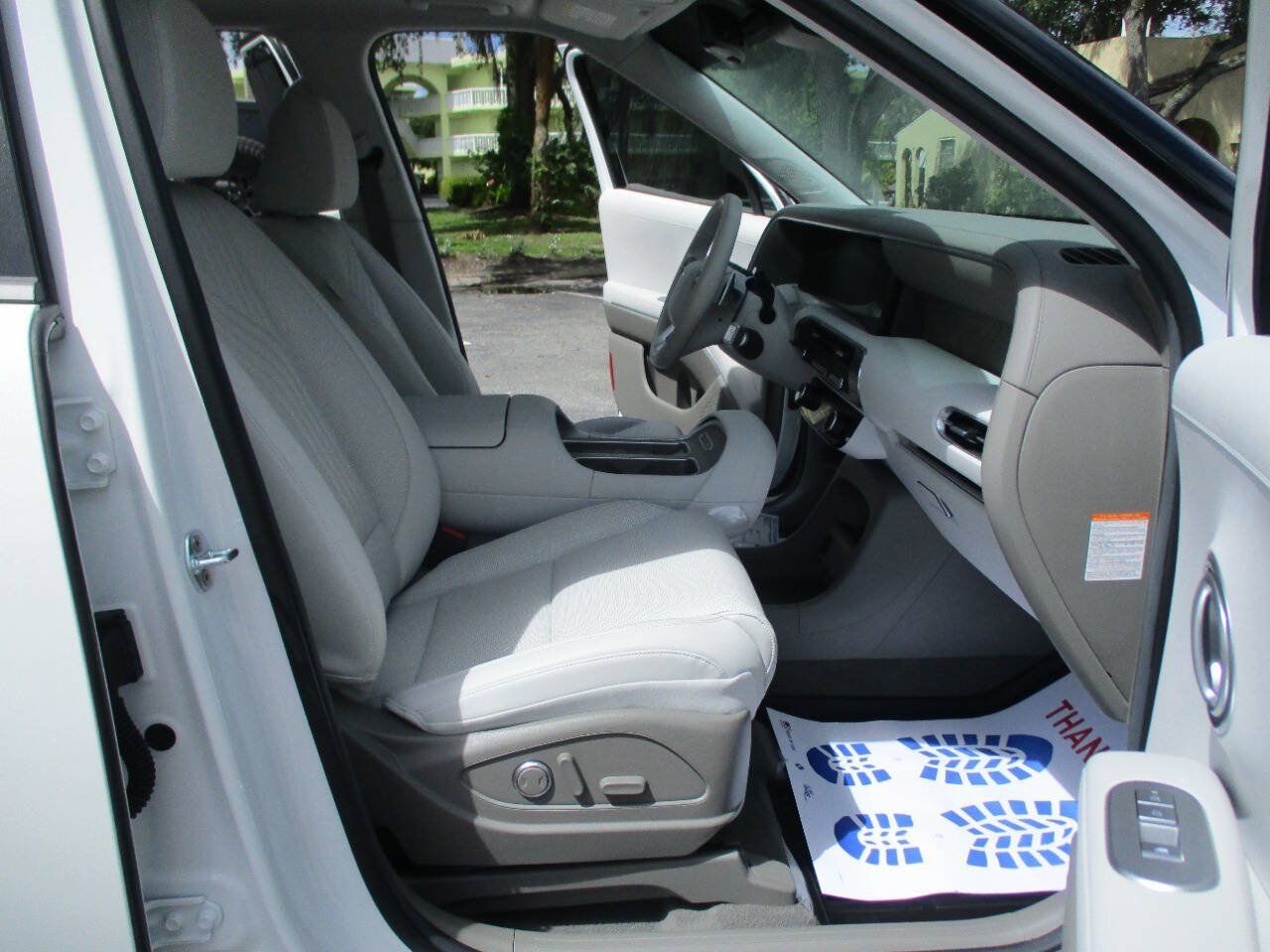 Used 2026 Hyundai Palisade SEL Premium FWD image 34