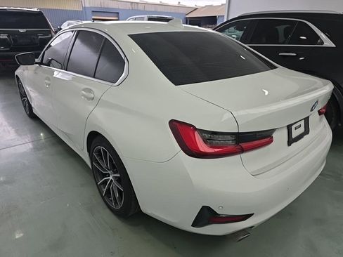Used 2020 BMW 330i Sedan w/ Premium Package image 8