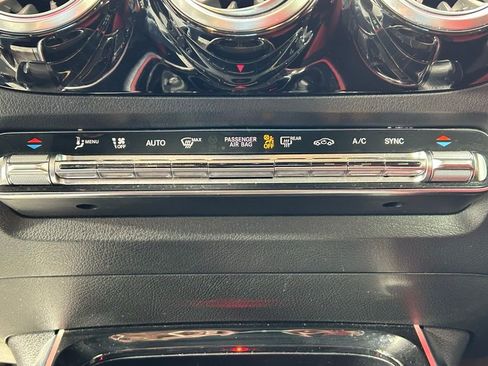 Used 2021 Mercedes-Benz GLA 35 AMG 4MATIC w/ Premium Package image 22