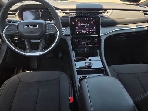 New 2026 Jeep Grand Cherokee Laredo X RWD image 5