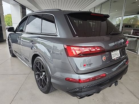 Used 2025 Audi SQ7 Prestige image 5