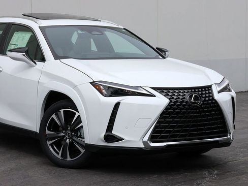 New 2026 Lexus UX 300h AWD image 2