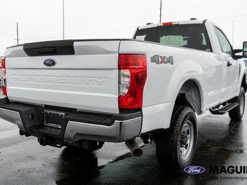 Used 2022 Ford F250 XL w/ Power Equipment Group image 6