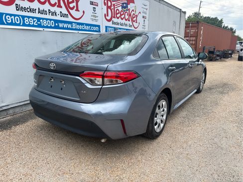 Used 2024 Toyota Corolla LE FWD image 3