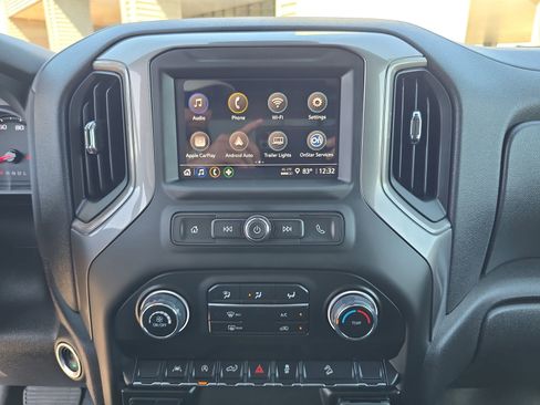 Used 2025 Chevrolet Silverado 1500 Custom Trail Boss image 16