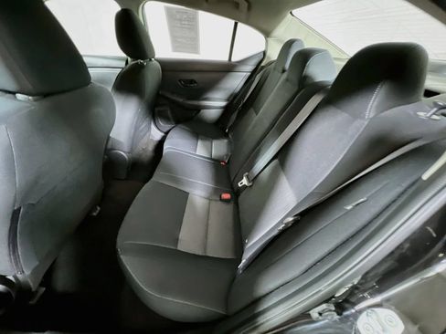 Used 2024 Nissan Sentra SV FWD image 21